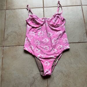 ✖️SOLD ✖️— acacia swimwear one piece